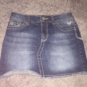 Justice jean skort